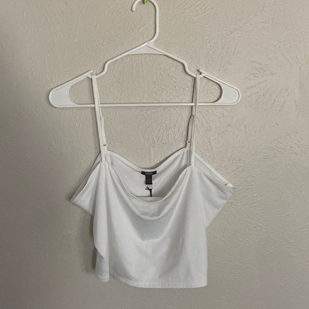 Express white top adjustable straps size Xl